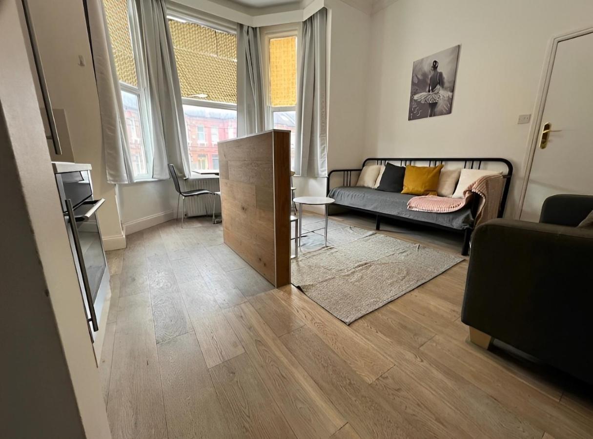 Nice Studio Shepherd'S Bush London Near Everything Ngoại thất bức ảnh